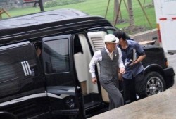 新疆网友押车爆料视频大全,真实记录社会百态